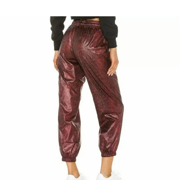 ❌Nike Joggers Python Print Joggers Pant - Picture 2 of 10